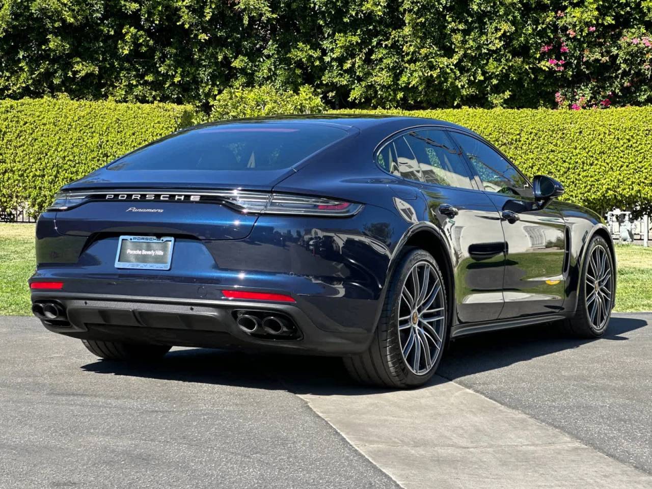 2022 Porsche Panamera Platinum Edition
