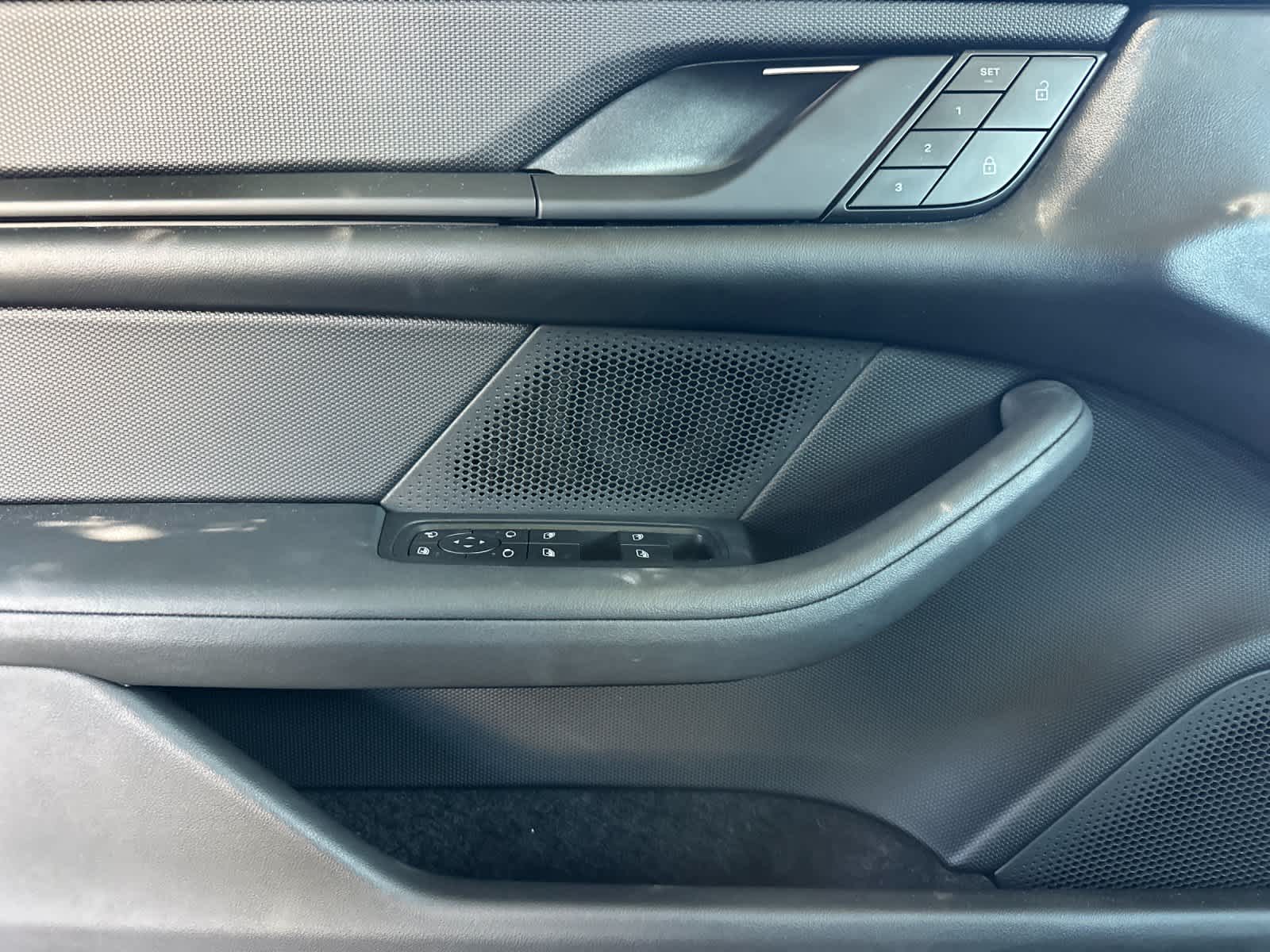 2024 Porsche Taycan Taycan 4 Cross Turismo