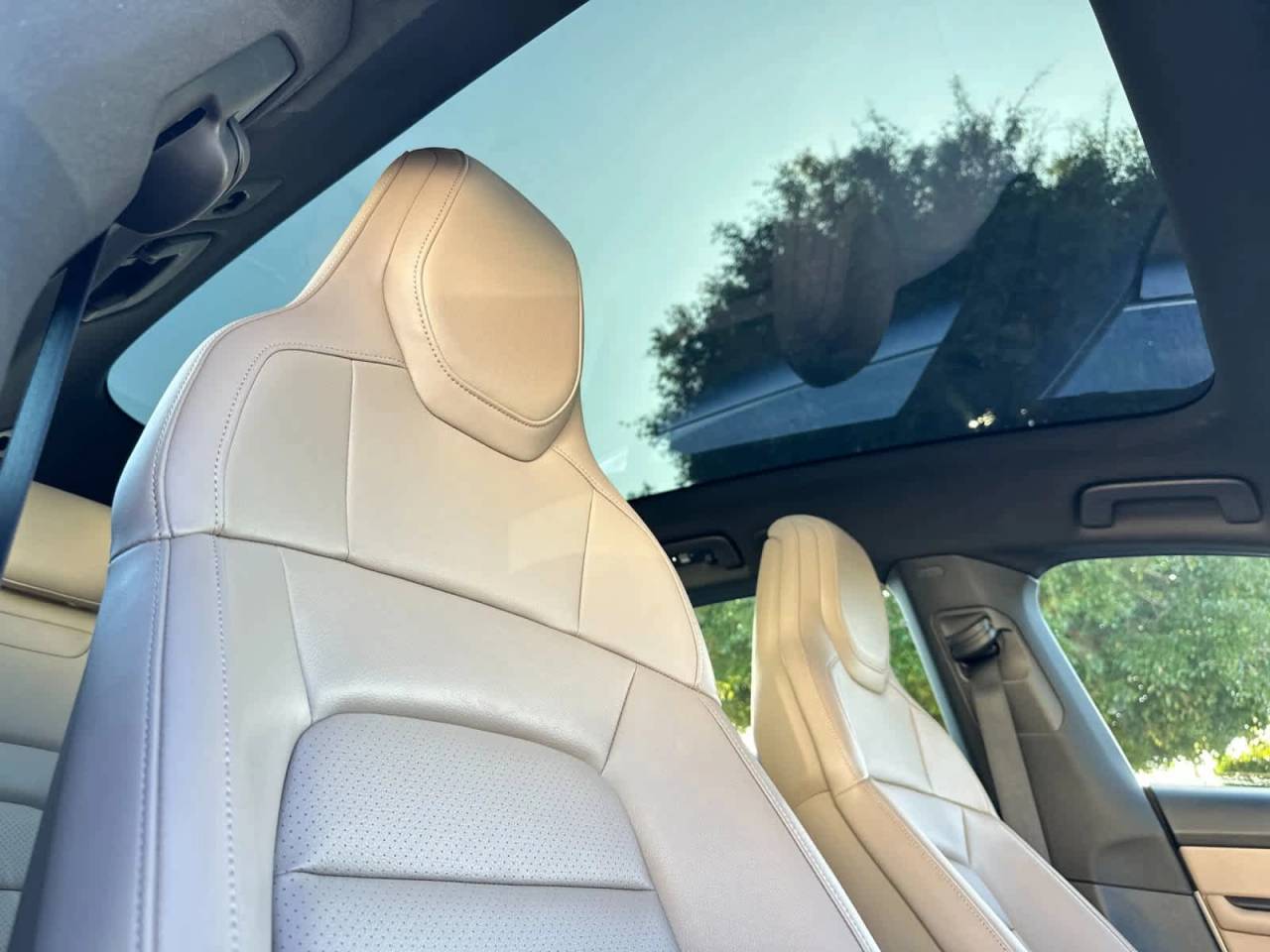 2024 Porsche Taycan 4