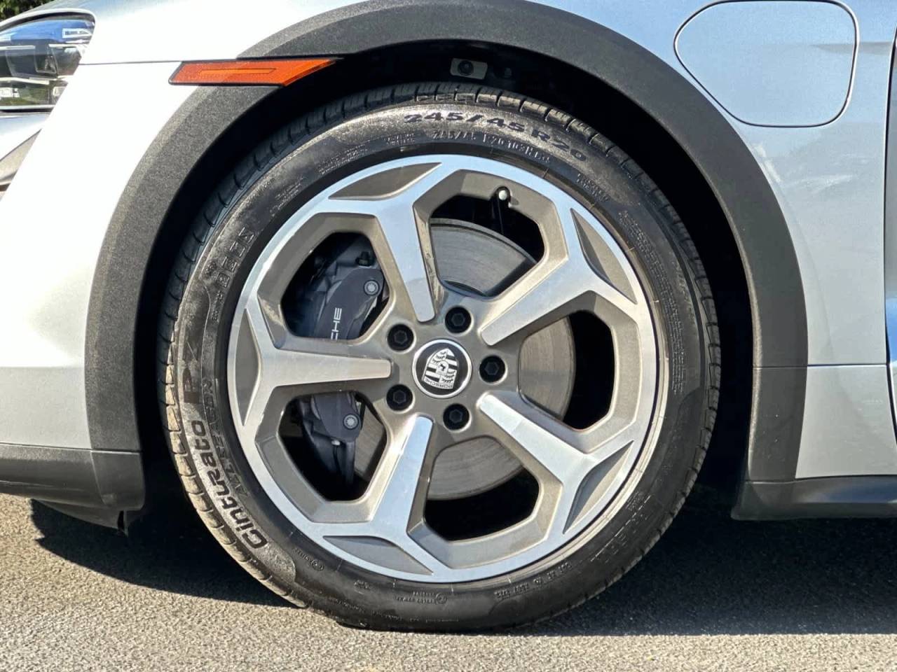 2024 Porsche Taycan 4