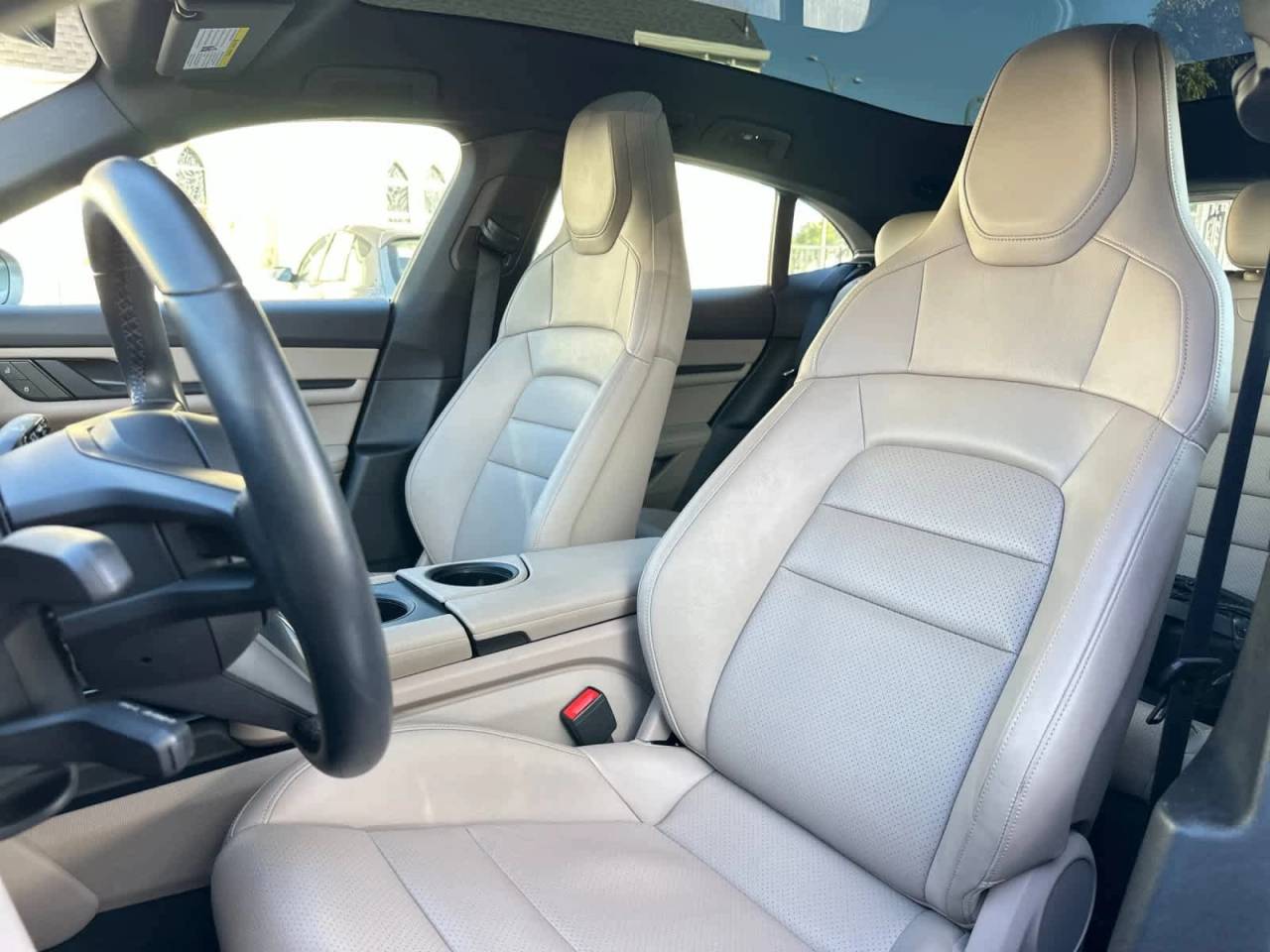 2024 Porsche Taycan 4