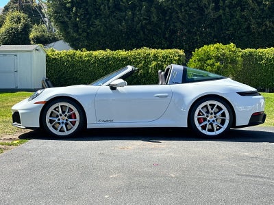 2026 Porsche 911 Targa 4 GTS
