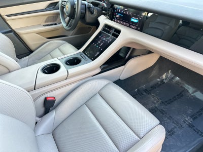 2022 Porsche Taycan 4S