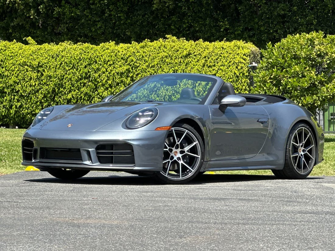 2026 Porsche 911 Carrera T Cabriolet
