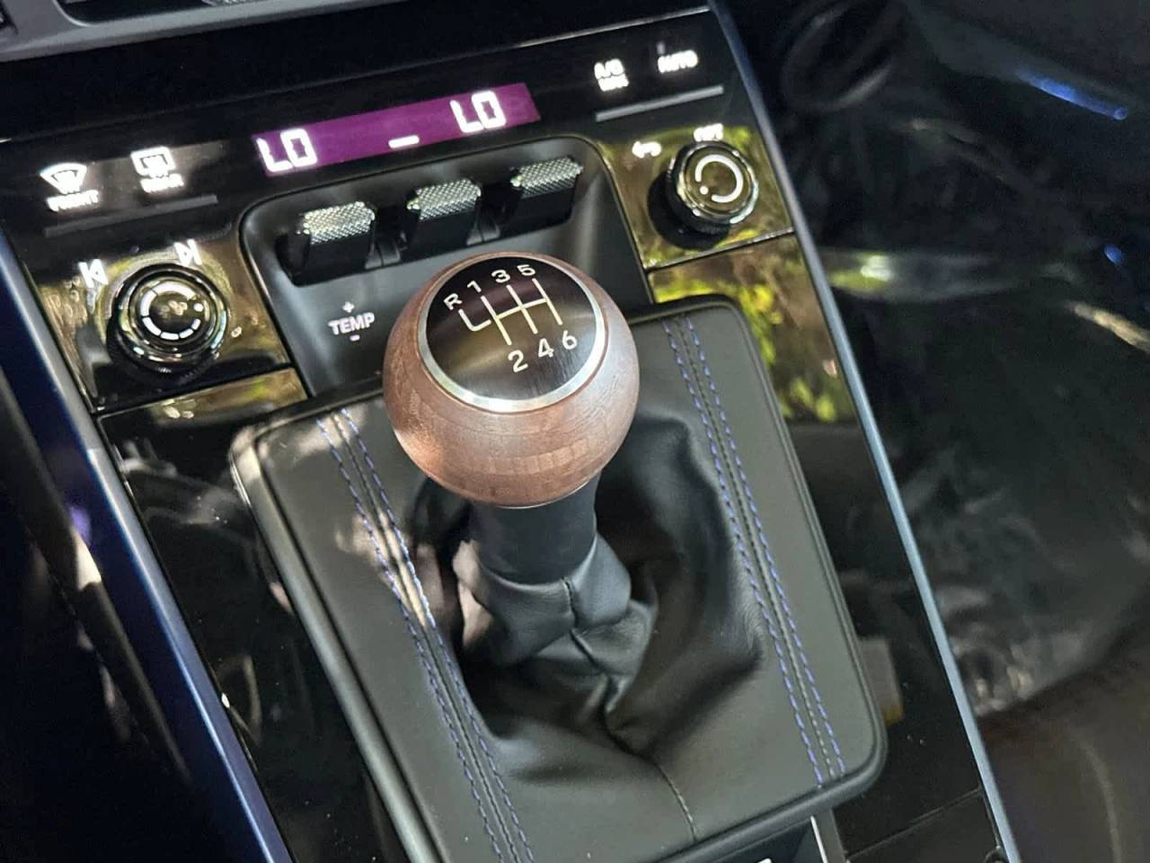 2026 Porsche 911 Carrera T Cabriolet