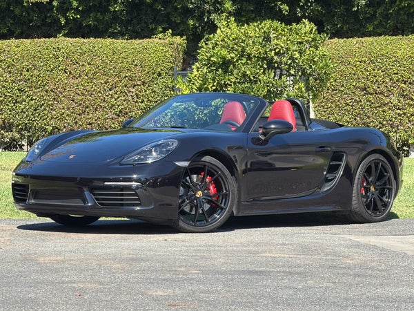 2025 Porsche 718 Boxster S