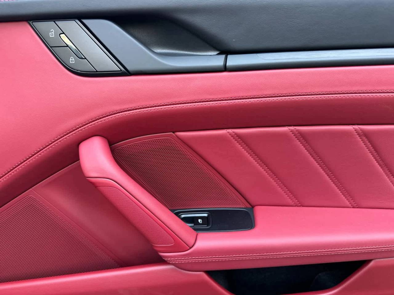 2026 Porsche 911 Carrera GTS