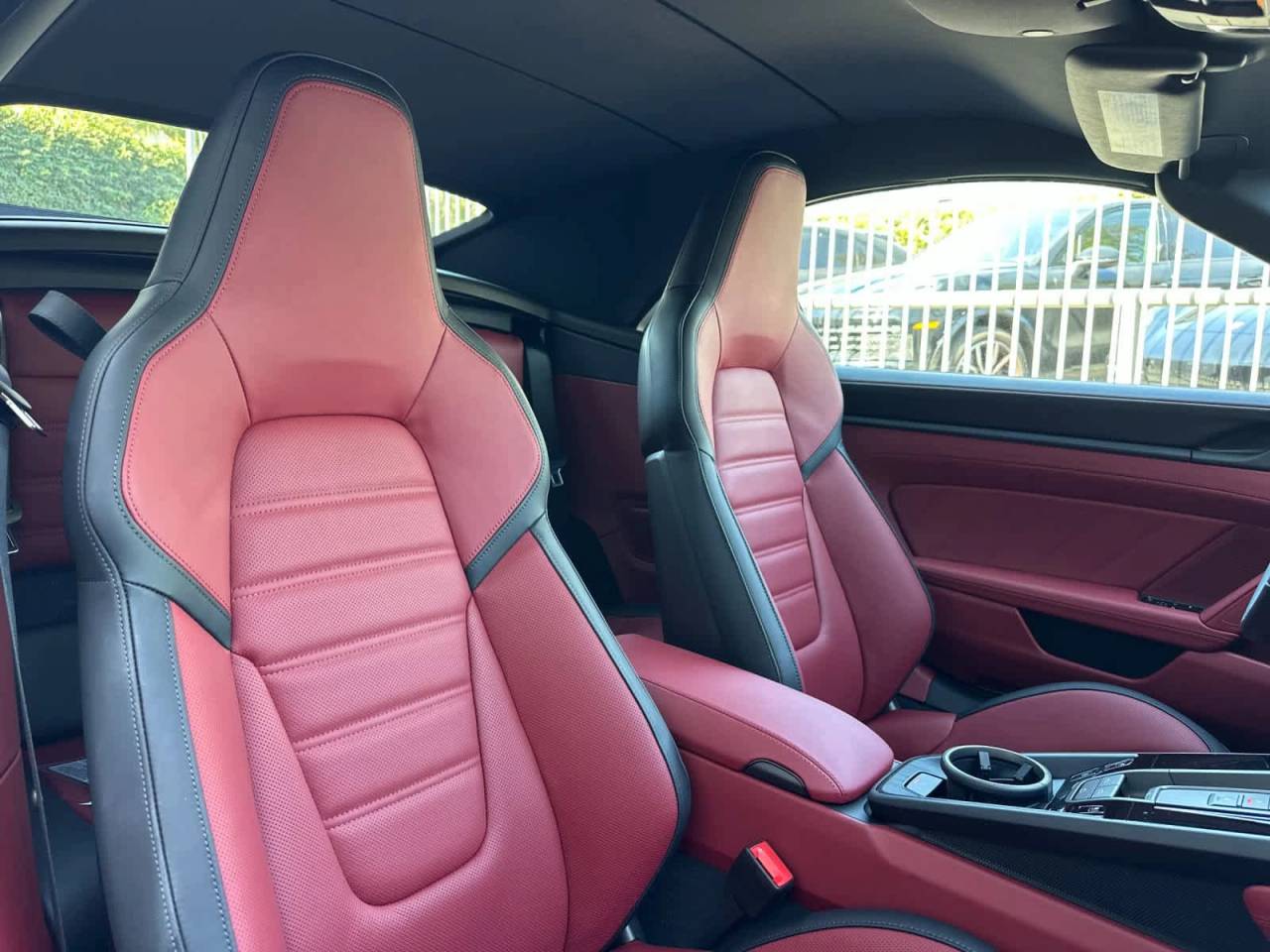 2026 Porsche 911 Carrera GTS