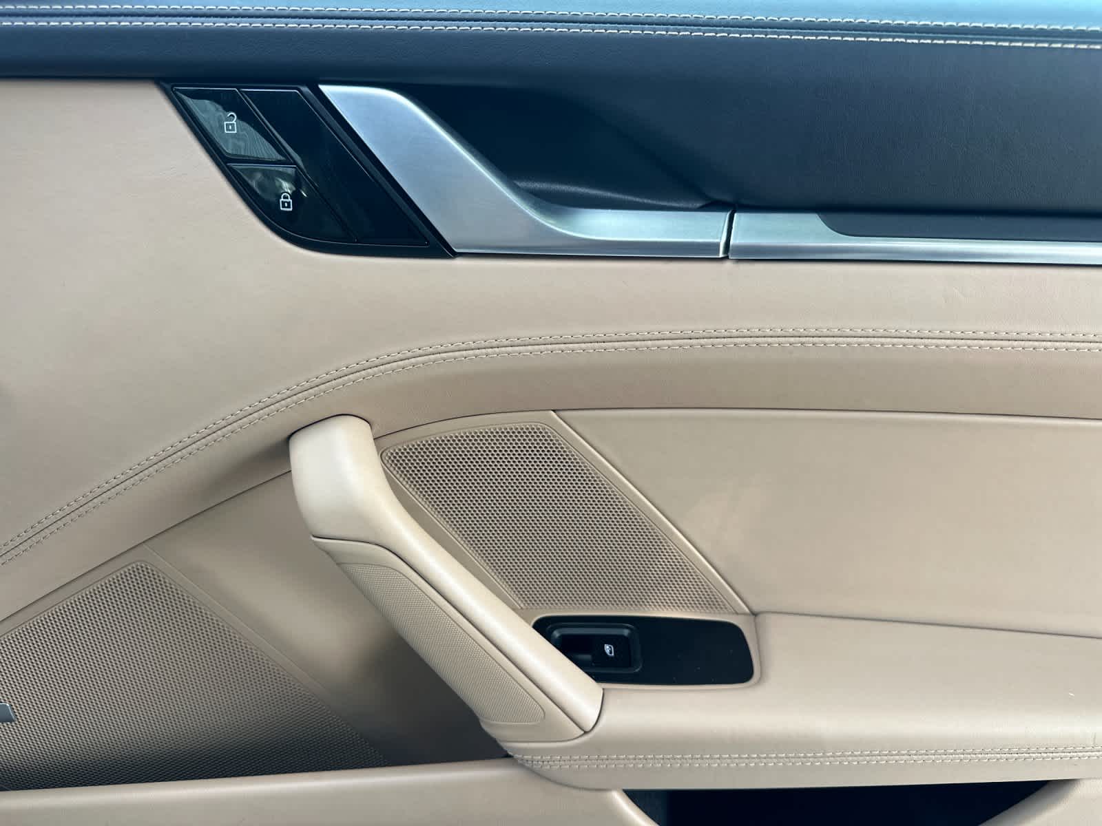 2020 Porsche 911 Carrera S Cabriolet