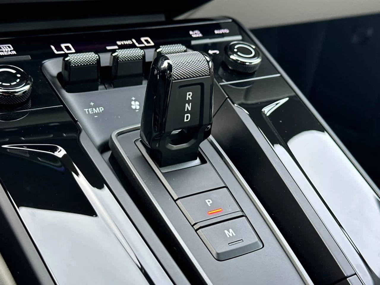 2026 Porsche 911 Carrera 4 GTS