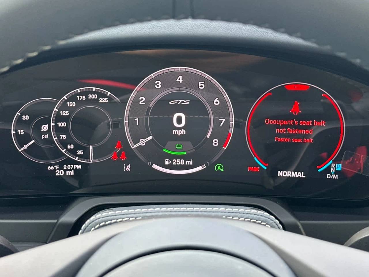 2026 Porsche 911 Carrera 4 GTS