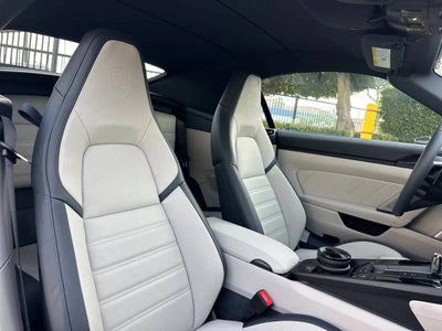 2026 Porsche 911 Carrera 4 GTS