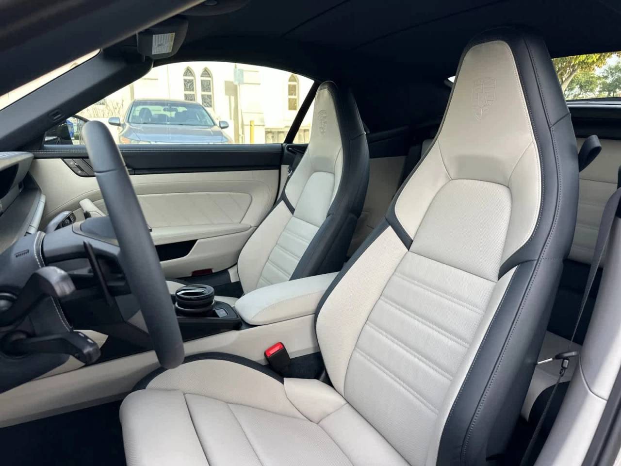 2026 Porsche 911 Carrera 4 GTS