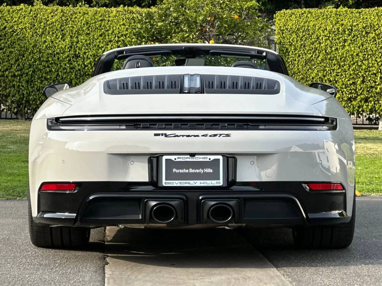 2026 Porsche 911 Carrera 4 GTS