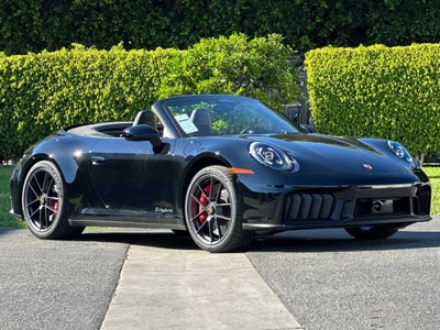 2026 Porsche 911 Carrera GTS Cabriolet