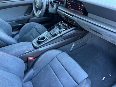 2026 Porsche 911 Carrera GTS Cabriolet