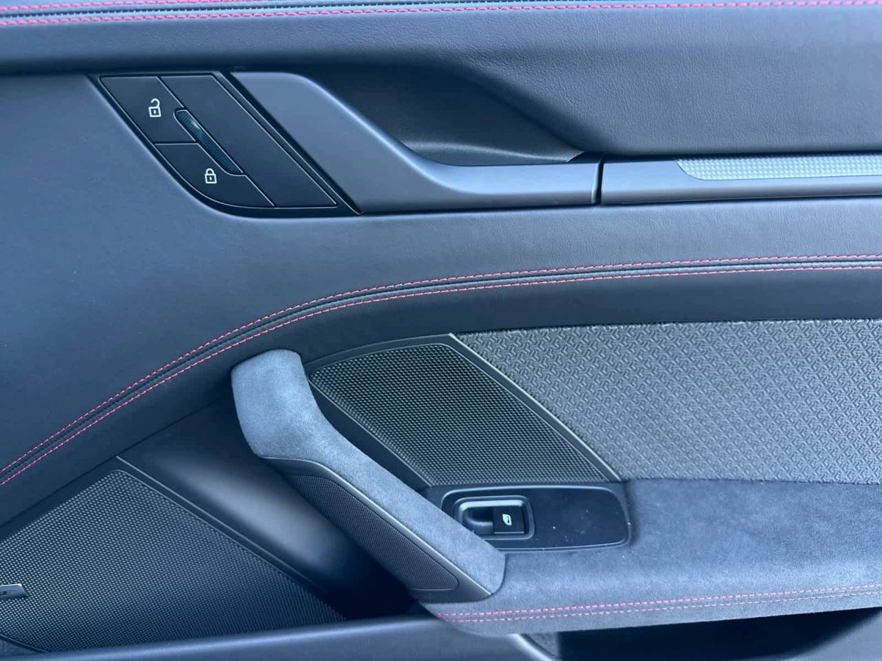 2026 Porsche 911 Carrera GTS Cabriolet