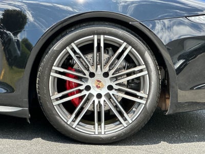 2015 Porsche 911 Carrera 4S