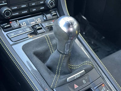 2022 Porsche 718 Spyder Roadster