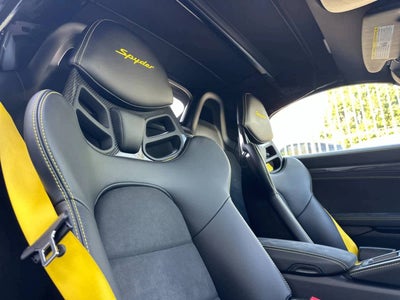 2022 Porsche 718 Spyder Roadster