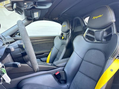 2022 Porsche 718 Spyder Roadster