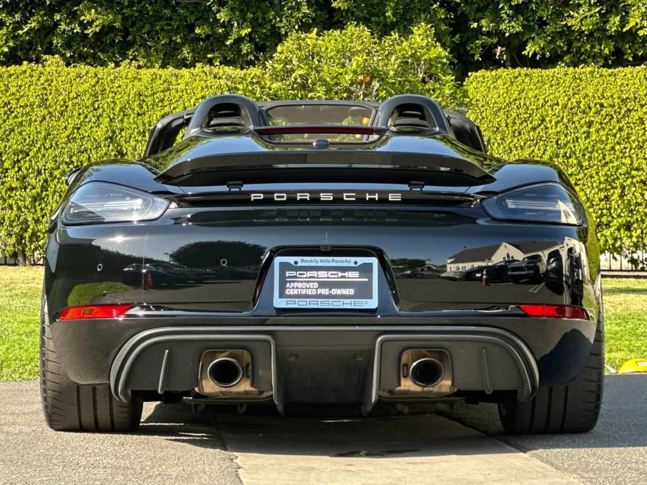 2022 Porsche 718 Spyder Roadster