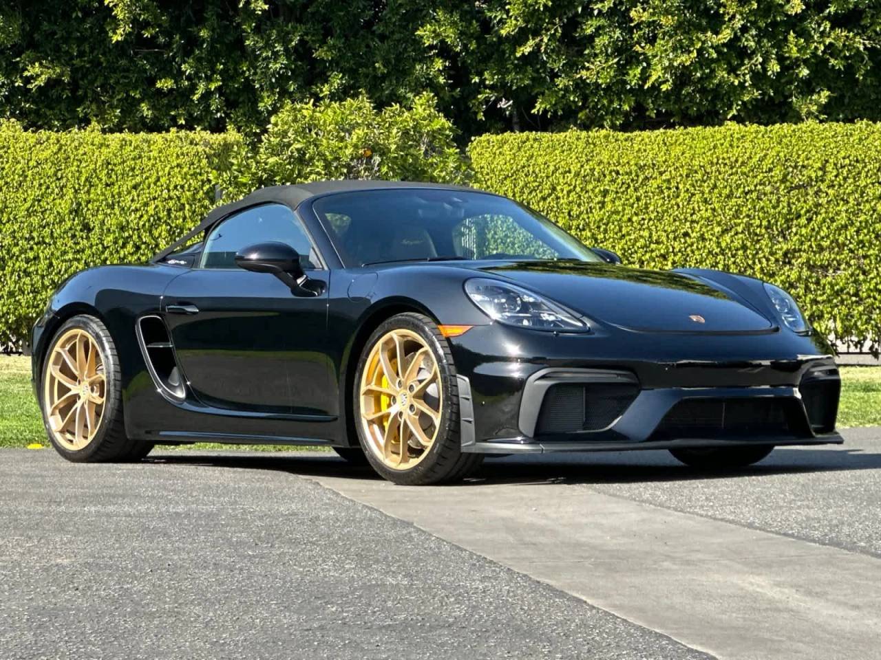 2022 Porsche 718 Spyder Roadster