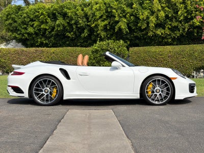 2017 Porsche 911 911 Turbo S Cabriolet