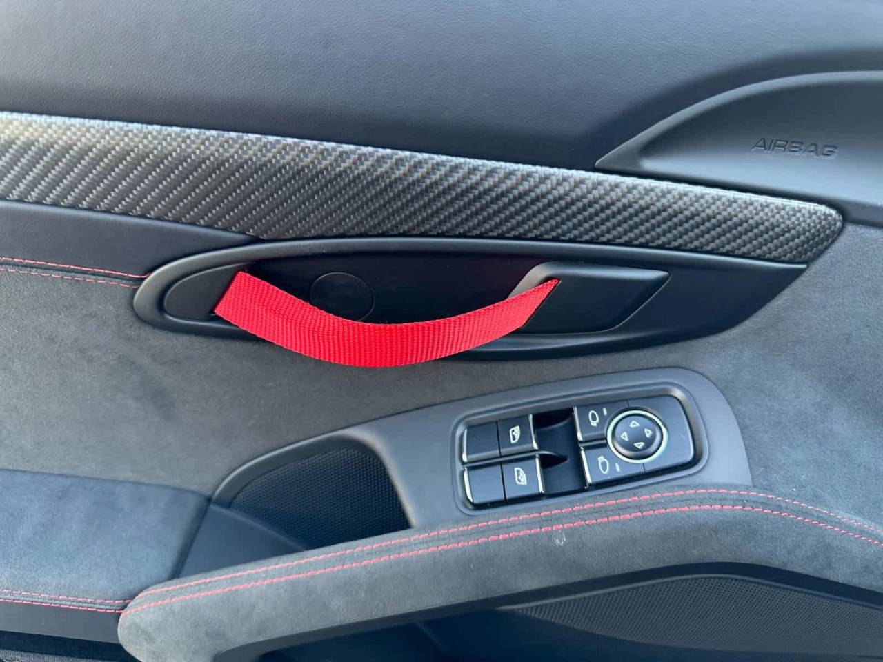 2025 Porsche 718 Spyder RS