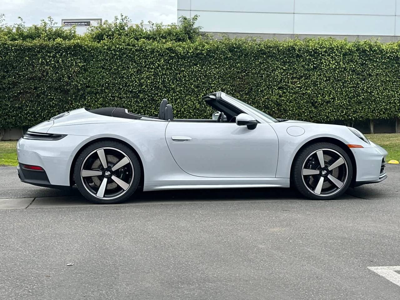 2026 Porsche 911 Carrera 4S