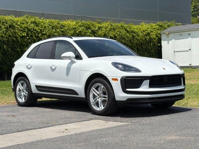 2023 Porsche Macan Macan (MY23)