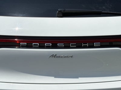 2023 Porsche Macan Macan (MY23)