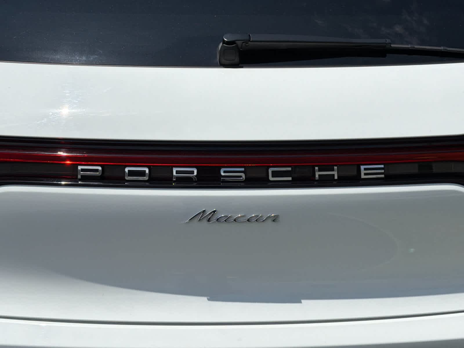 2023 Porsche Macan Macan (MY23)