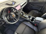 2023 Porsche Macan Macan (MY23)