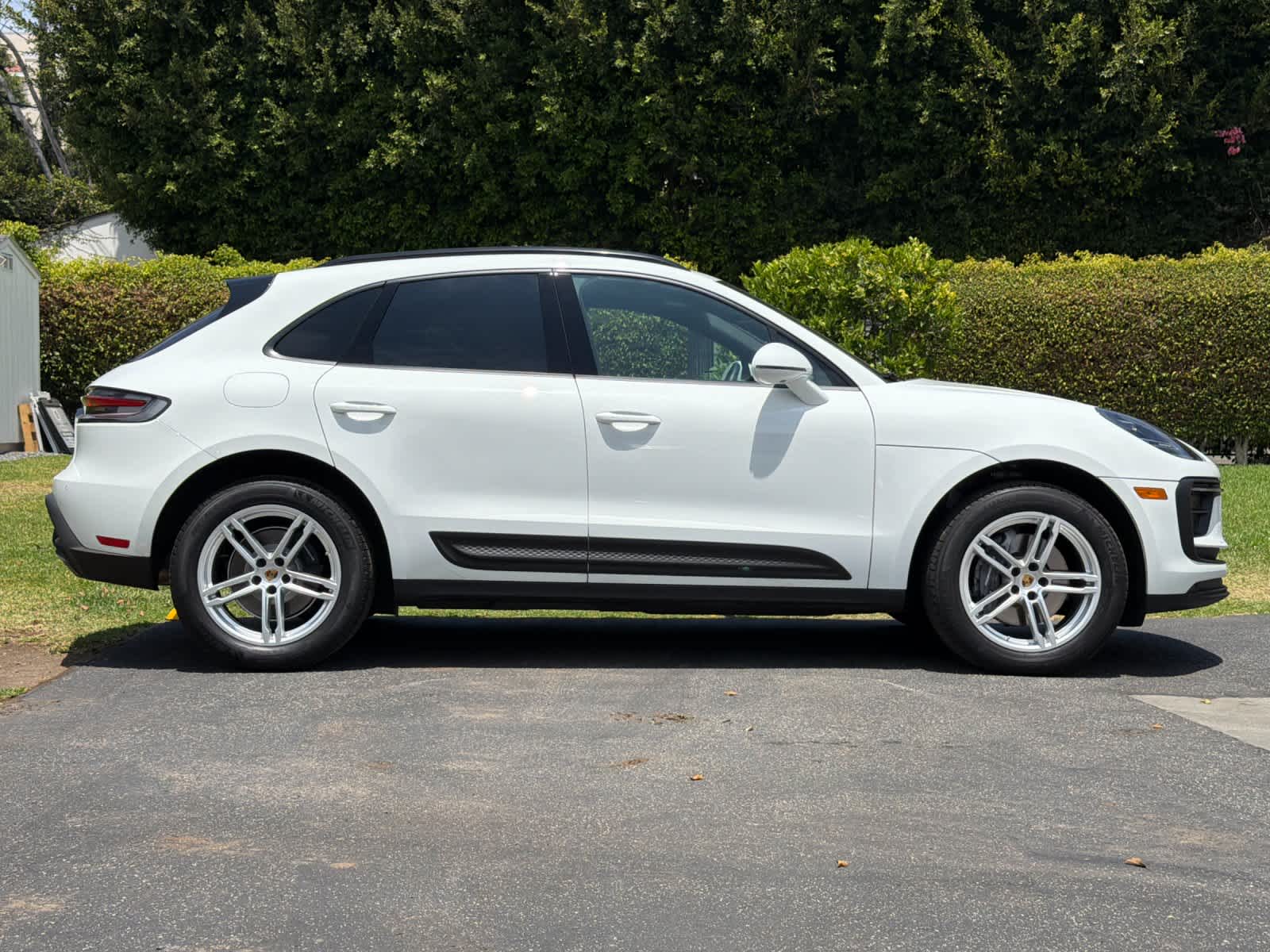 2023 Porsche Macan Macan (MY23)