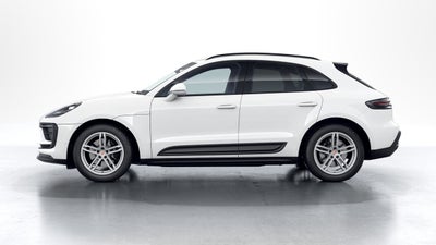 2023 Porsche Macan Macan (MY23)