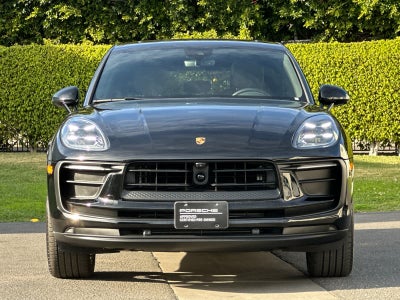 2024 Porsche Macan AWD