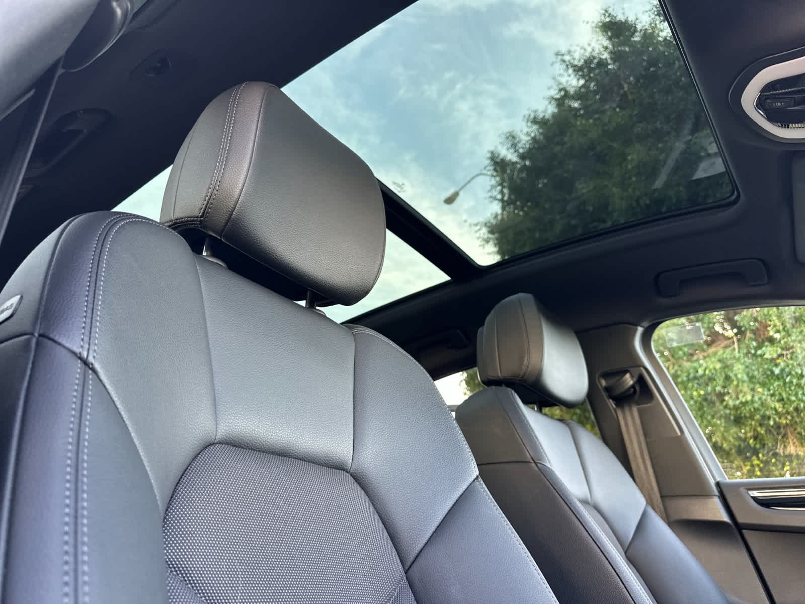 2024 Porsche Macan AWD