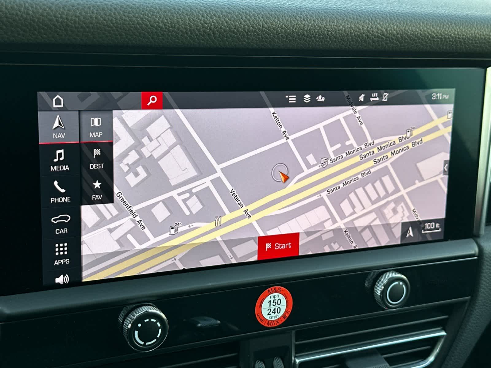 2024 Porsche Macan AWD