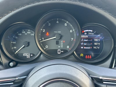 2024 Porsche Macan AWD