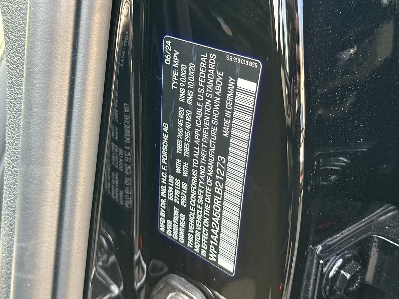 2024 Porsche Macan AWD