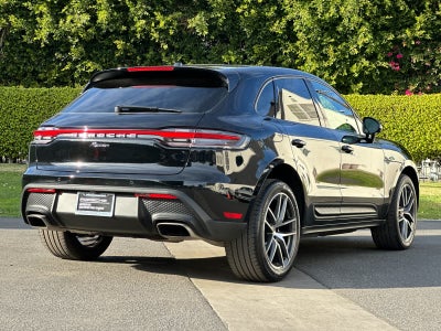 2024 Porsche Macan AWD