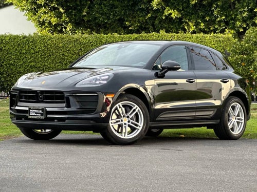 2025 Porsche Macan AWD