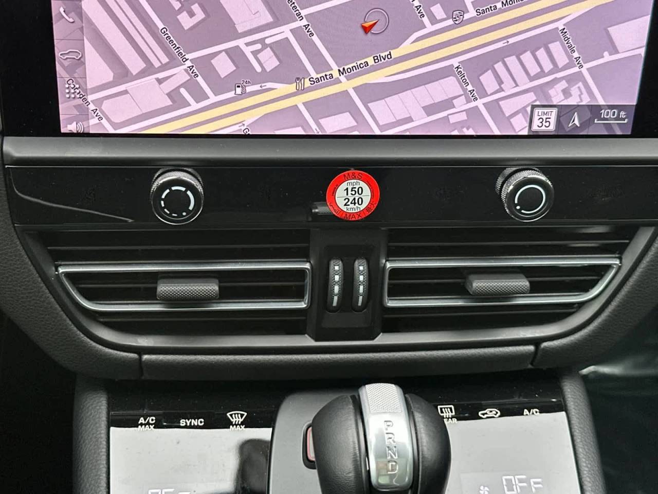 2025 Porsche Macan AWD