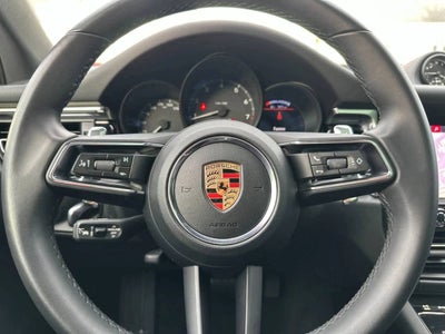 2025 Porsche Macan AWD