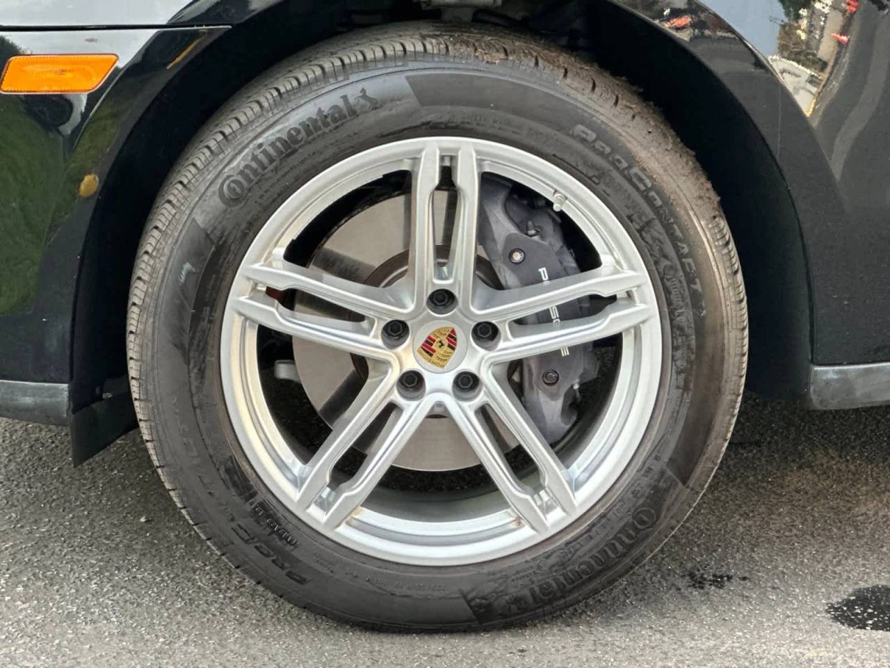 2025 Porsche Macan AWD