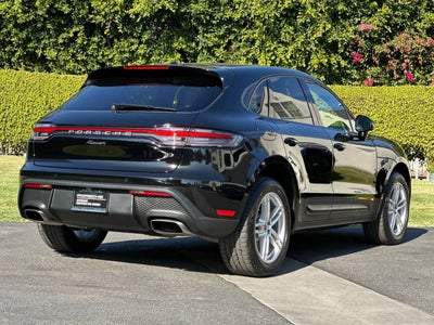 2025 Porsche Macan AWD