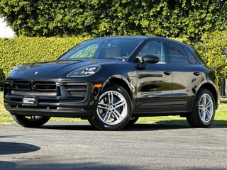 2025 Porsche Macan Base