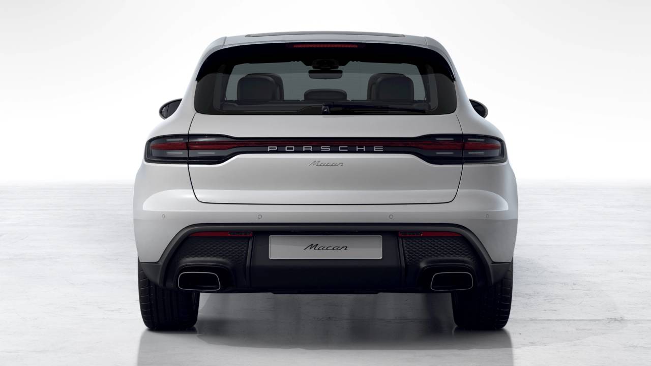 2025 Porsche Macan Base