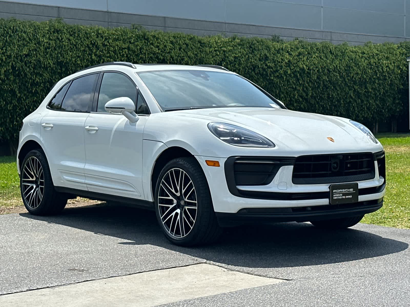2025 Porsche Macan Macan